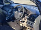 Mitsubishi Grandis 2006 года за 2 900 000 тг. в Атырау – фото 5