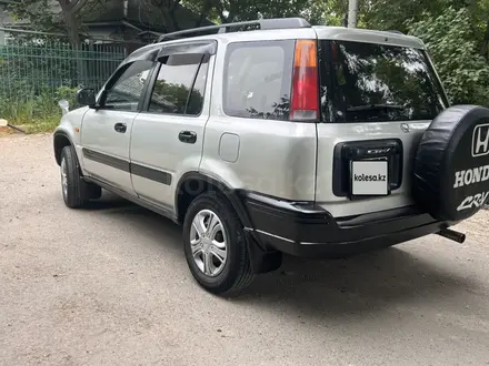 Honda CR-V 1997 года за 3 500 000 тг. в Алматы – фото 6
