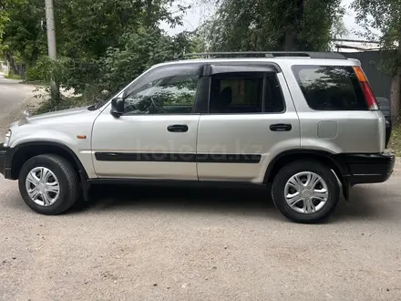 Honda CR-V 1997 года за 3 500 000 тг. в Алматы – фото 7