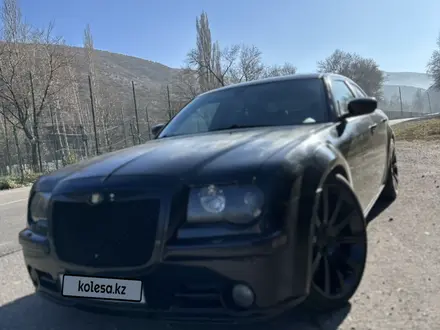 Chrysler 300C 2005 года за 8 000 000 тг. в Алматы