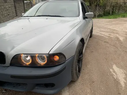 BMW 528 1996 года за 2 100 000 тг. в Алматы – фото 8