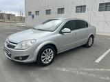 Opel Astra 2012 года за 3 000 000 тг. в Актау