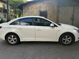 Chevrolet Cruze 2010 года за 3 000 000 тг. в Алматы – фото 2