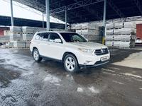 Toyota Highlander 2013 года за 13 500 000 тг. в Алматы