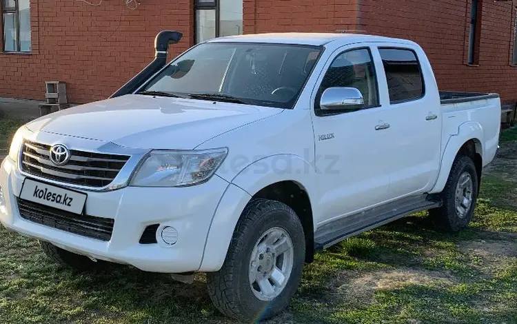 Toyota Hilux 2013 годаfor8 000 000 тг. в Актобе