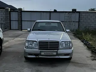 Mercedes-Benz E 280