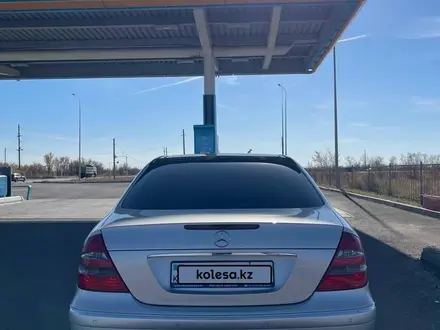 Mercedes-Benz E 500 2002 года за 9 000 000 тг. в Караганда – фото 8