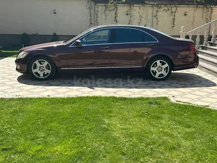Mercedes-Benz S 500 2006 года за 6 300 000 тг. в Алматы – фото 12