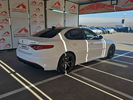 Alfa Romeo Giulia 2018 года за 7 300 000 тг. в Алматы – фото 4