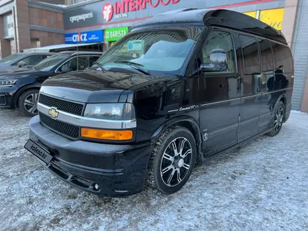 Chevrolet Express 2013 года за 18 500 000 тг. в Астана