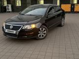 Volkswagen Passat 2006 года за 3 500 000 тг. в Алматы – фото 3