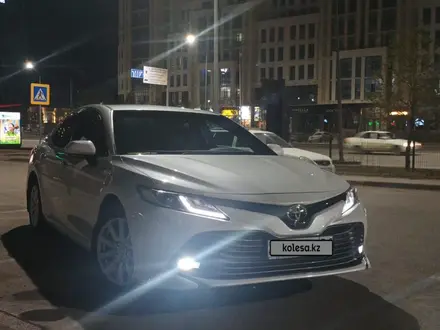 Toyota Camry 2020 года за 13 000 000 тг. в Астана – фото 7