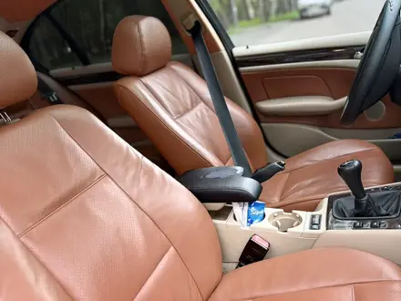 BMW 330 2001 года за 4 500 000 тг. в Алматы – фото 7