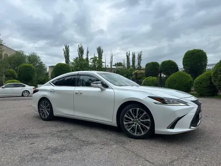 Lexus ES 250 2018 года за 21 200 000 тг. в Астана – фото 14