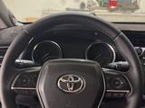 Toyota Camry 2019 года за 12 200 000 тг. в Актобе – фото 3