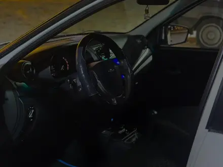 ВАЗ (Lada) Granta 2190 2018 года за 2 800 000 тг. в Актобе – фото 5