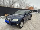 Volkswagen Touareg 2004 года за 5 800 000 тг. в Астана – фото 3