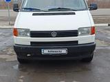 Volkswagen Multivan 1995 года за 4 000 000 тг. в Караганда