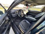 Toyota Camry 2019 года за 12 000 000 тг. в Кызылорда – фото 2