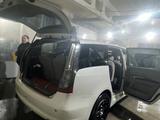 Mitsubishi Grandis 2003 годаfor2 500 000 тг. в Атырау – фото 5