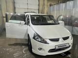 Mitsubishi Grandis 2003 годаfor2 500 000 тг. в Атырау