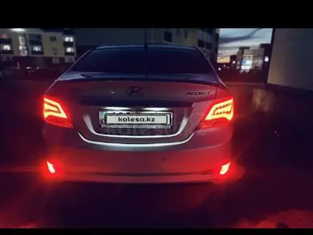 Hyundai Accent 2015 года за 5 500 000 тг. в Актобе – фото 4