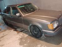 Mercedes-Benz E 230 1990 годаfor1 200 000 тг. в Кызылорда