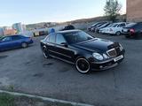 Mercedes-Benz E 320 2002 года за 6 000 000 тг. в Усть-Каменогорск