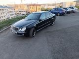 Mercedes-Benz E 320 2002 года за 6 000 000 тг. в Усть-Каменогорск – фото 2