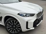 BMW X5 2023 года за 46 000 000 тг. в Алматы – фото 2