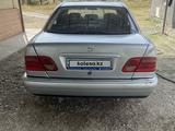 Mercedes-Benz E 320 1998 годаfor2 400 000 тг. в Тараз – фото 2