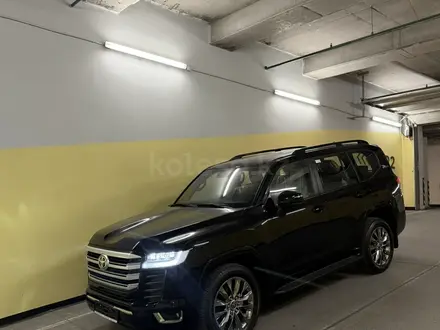 Toyota Land Cruiser 2022 года за 59 000 000 тг. в Алматы