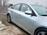 Chevrolet Cruze 2011 года за 2 800 000 тг. в Актобе – фото 3