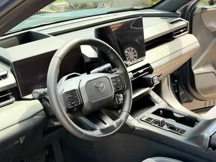 Toyota RAV4 Style HEV 2026 года за 26 390 000 тг. в Астана – фото 8