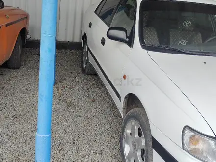 Toyota Carina E 1996 года за 1 700 000 тг. в Сарканд – фото 7