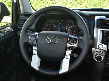 Toyota 4Runner 2022 года за 33 000 000 тг. в Актау – фото 14