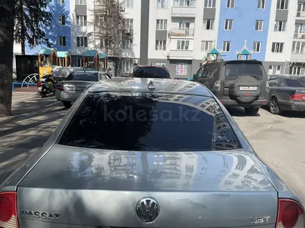 Volkswagen Passat 2004 года за 2 200 000 тг. в Алматы – фото 5