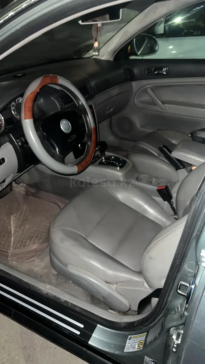 Volkswagen Passat, 2004