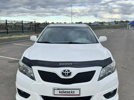 Toyota Camry 2011 года за 4 400 000 тг. в Актобе – фото 19