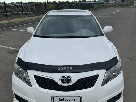 Toyota Camry 2011 года за 4 400 000 тг. в Актобе – фото 20