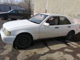 Mercedes-Benz C 180 1994 года за 1 500 000 тг. в Кокшетау