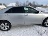 Toyota Camry 2011 года за 2 600 000 тг. в Усть-Каменогорск – фото 2