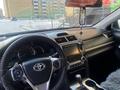 Toyota Camry 2012 года за 8 100 000 тг. в Актобе – фото 9