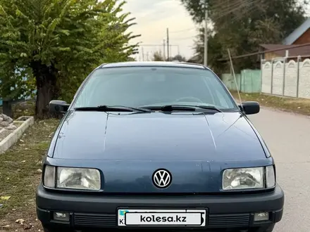 Volkswagen Passat 1988 года за 1 600 000 тг. в Алматы – фото 2