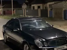 Mercedes-Benz E-Class, 2004
