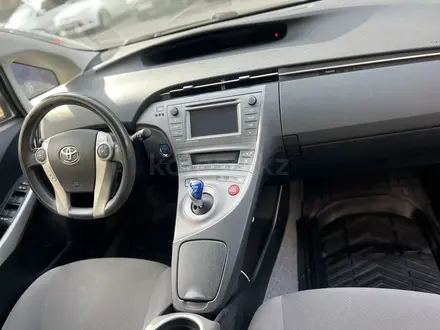 Toyota Prius 2013 года за 8 000 000 тг. в Астана – фото 10