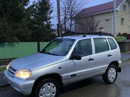 Chevrolet Niva 2007 года за 2 300 000 тг. в Караганда – фото 2