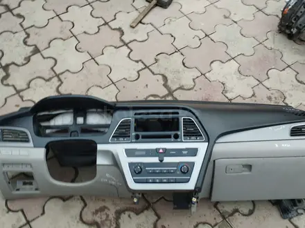 Передний торпеда (панель с airbag) панель за 240 000 тг. в Алматы