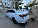 Hyundai Elantra 2021 года за 9 400 000 тг. в Актау – фото 4