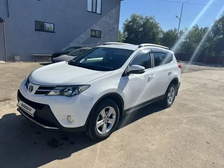 Toyota RAV4 2014 года за 9 500 000 тг. в Уральск